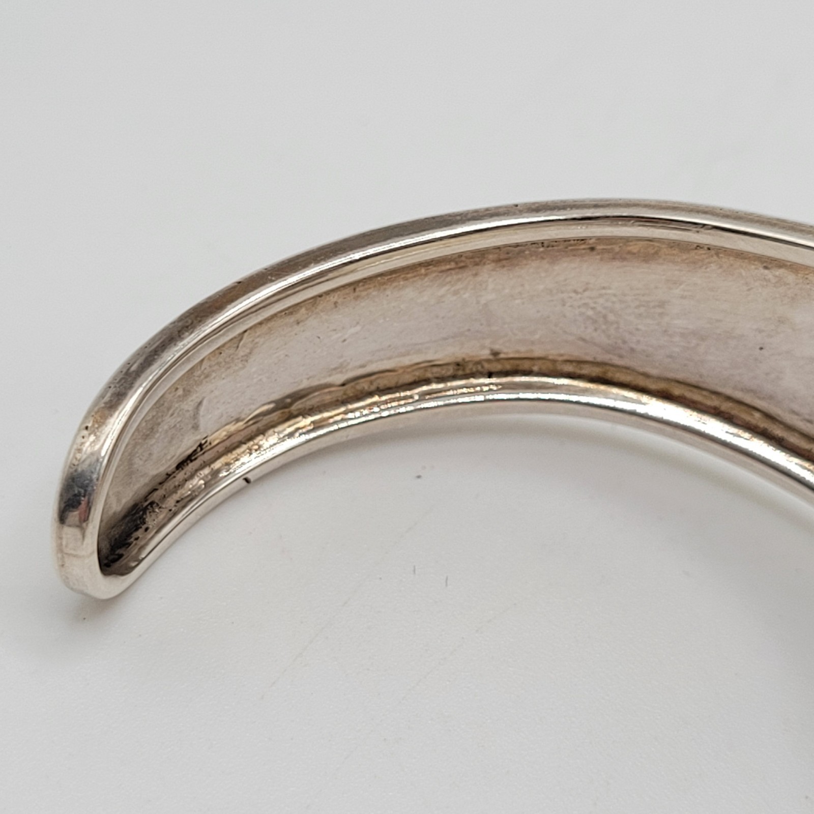 ATI Mexico 925 Sterling Silver Hammered Recessed Wave Cuff Vtg Bracelet 19 Grams
