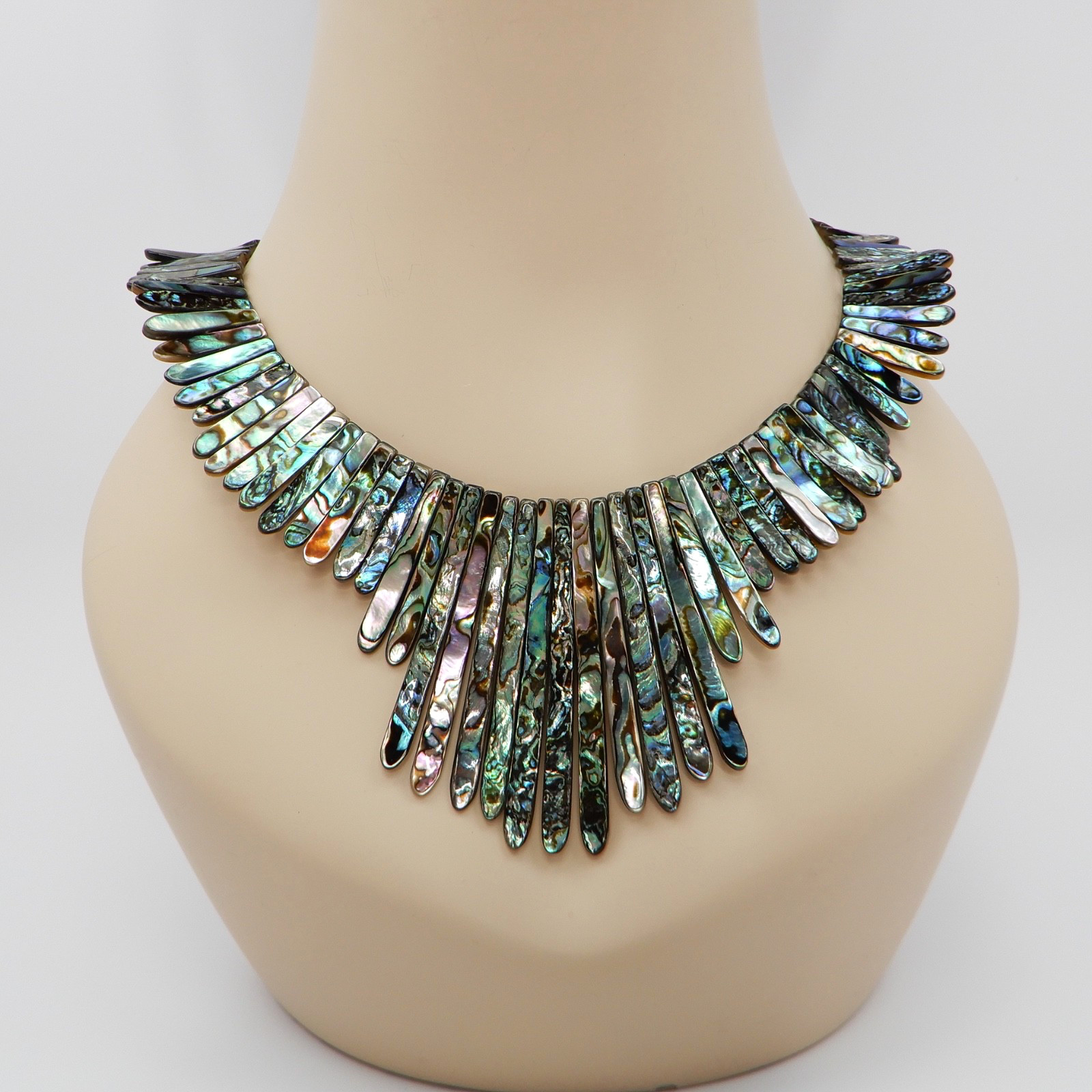SAJEN Abalone Mother-of-Pearl MOP Necklace Reversible Choker Graduated Spike Bib