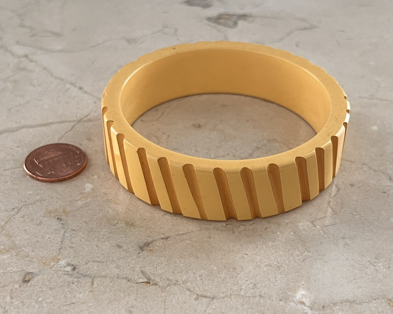 Vintage Carved Light Yellow Bakelite 19mm Wide Bangle Bracelet Tested 7 3/4″