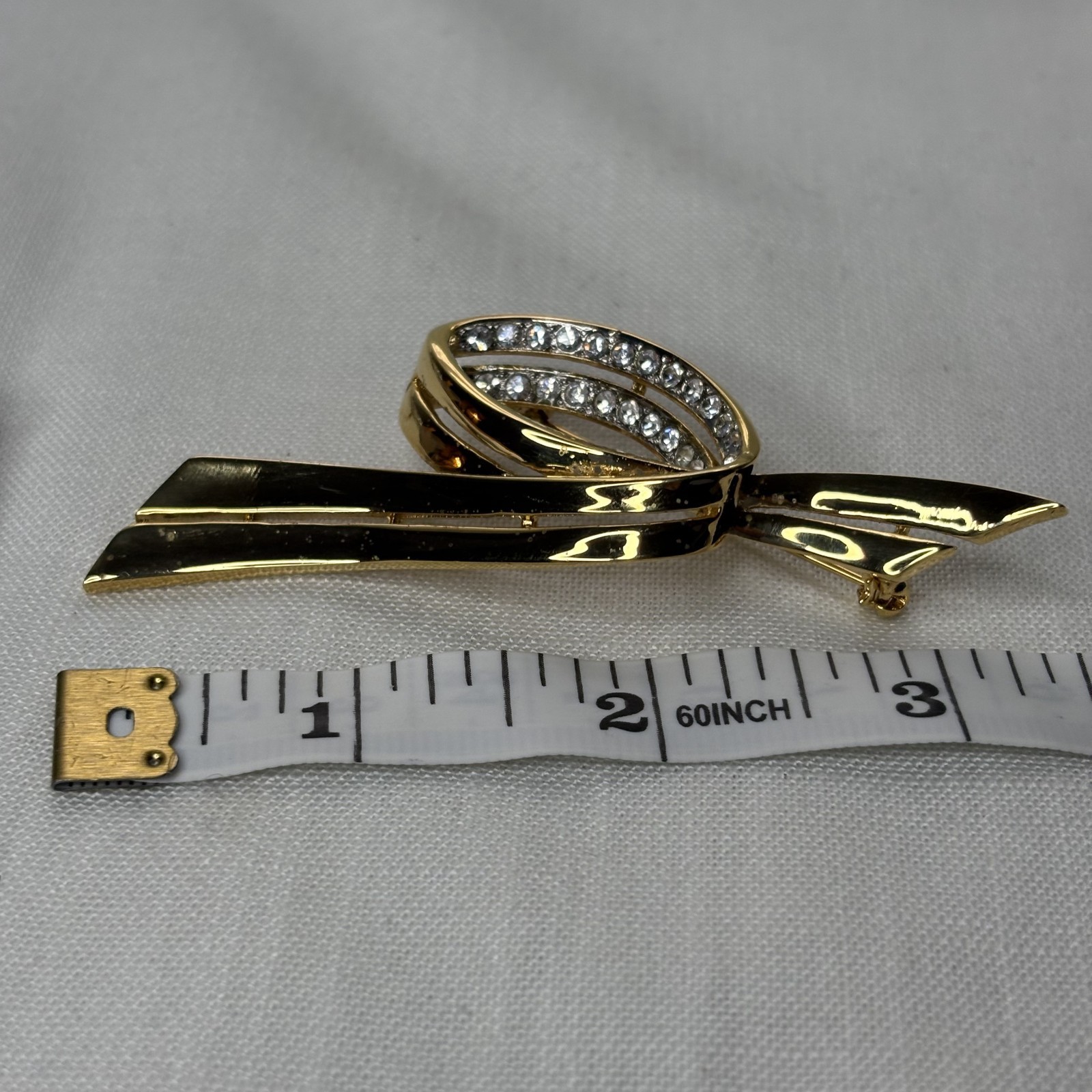 PIERRE BALMAIN Vintage Brooch Swirl Ribbon Gold Tone Rhinestone