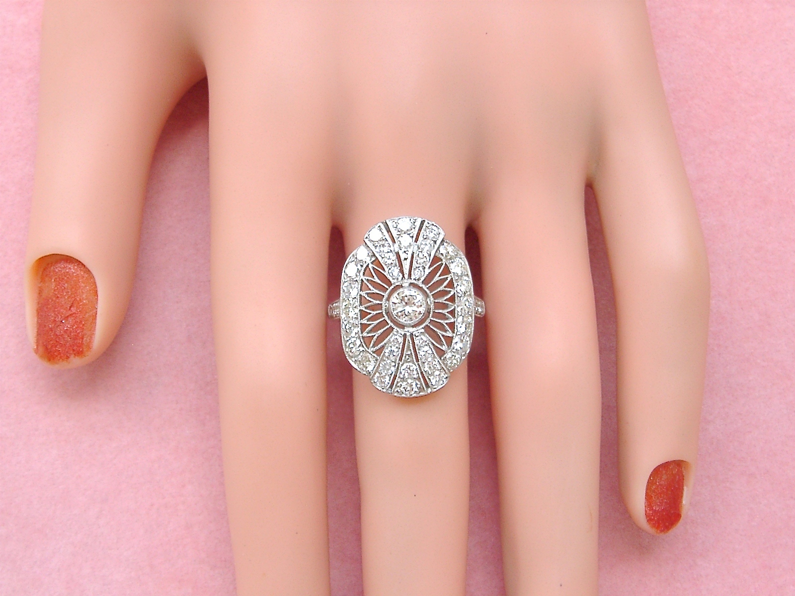 ESTATE ART DECO 1.9ctw BRILLIANT DIAMOND PLATINUM FANCY COCKTAIL RIGHT-HAND RING