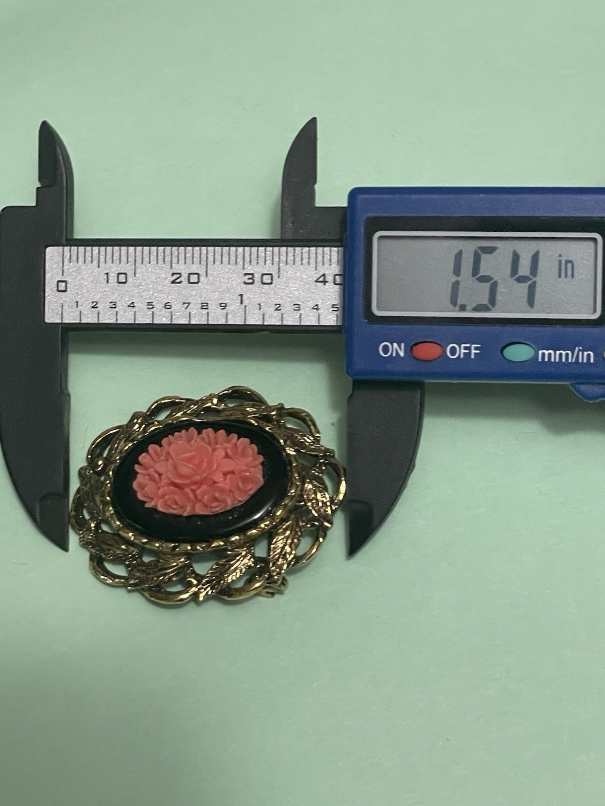 Cast Floral Coral/Scorpio Glass Cabochon Brooch/Pin Art Nouveau-VTG Estate Find!