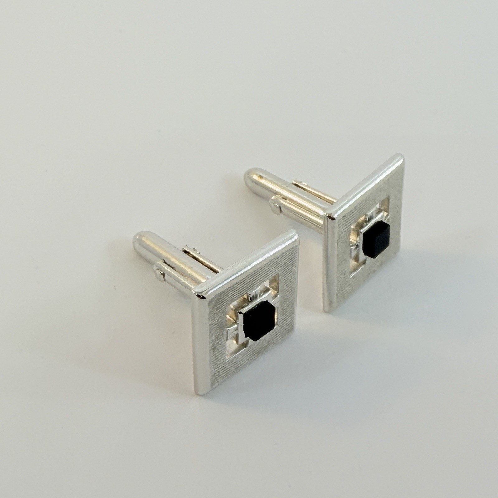 Swank Tie Clip and Cuff Links Set Brushed Silver Tone Onyx Stone