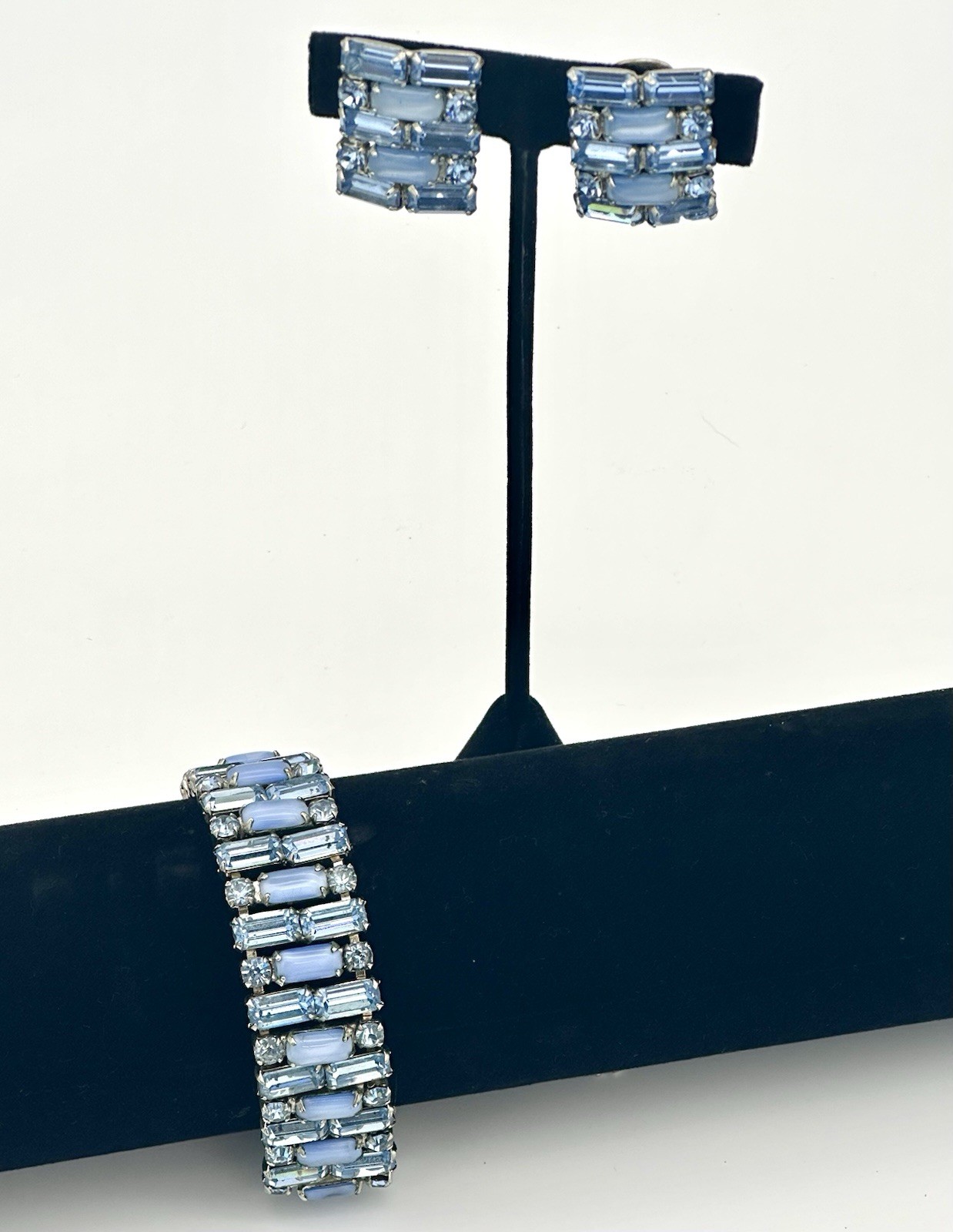 Vintage Ann Vien Blue Purple Crystal Rhinestones Bracelet And Earring Set Signed