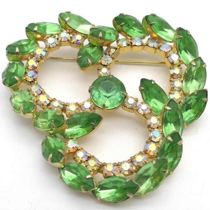 Vtg Estate Parure Lime Green AB Pin 2.5″ Brooch & Earring Set Gold Tone Backing