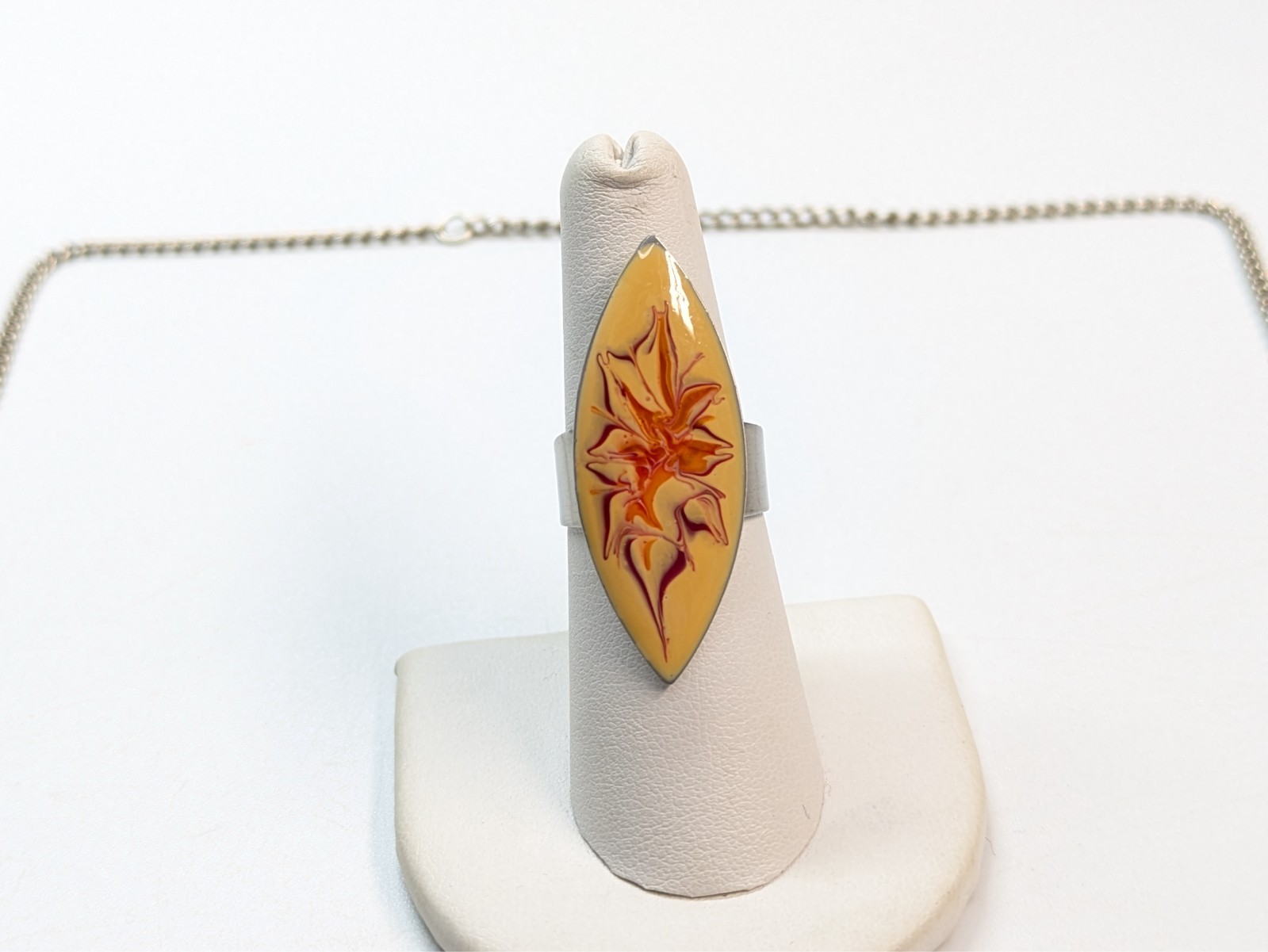 VTG Signed Sheffield England Cream Enamel Pendant Necklace & Adjust Ring Set