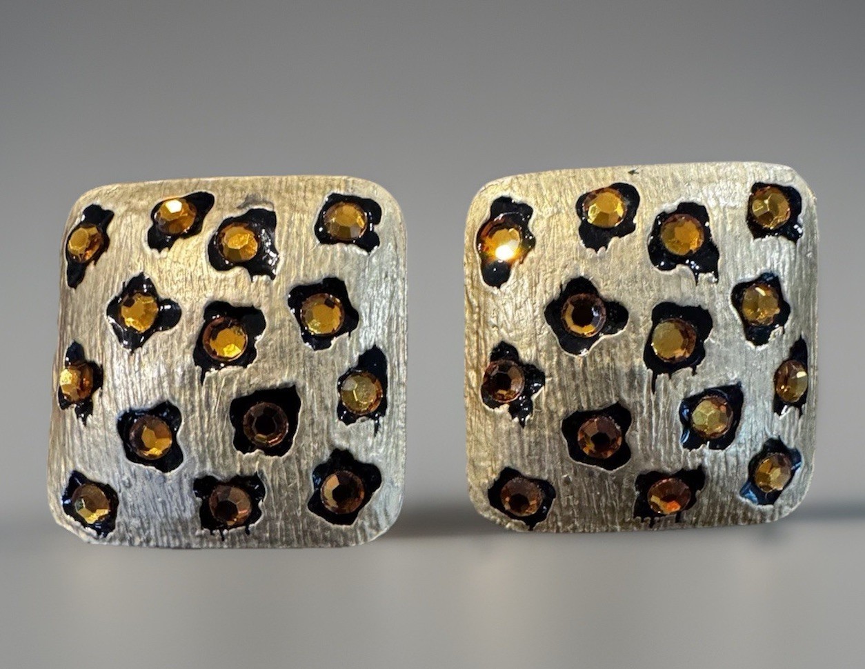 Vintage 1980s Gold Tone Leopard Design Clip Earrings ?Craft