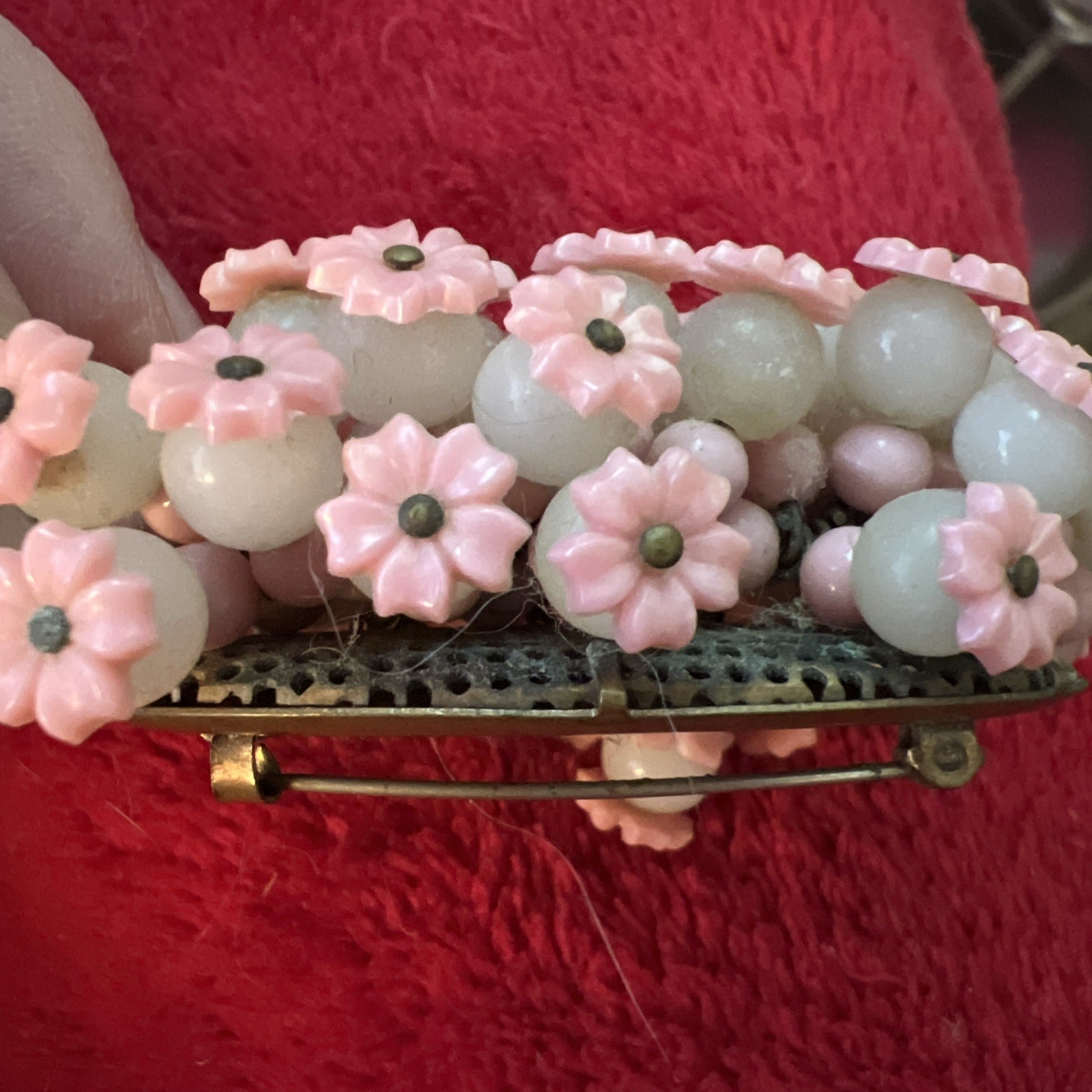 VINTAGE PINK & WHITE FLOWERS PIN BROOCH