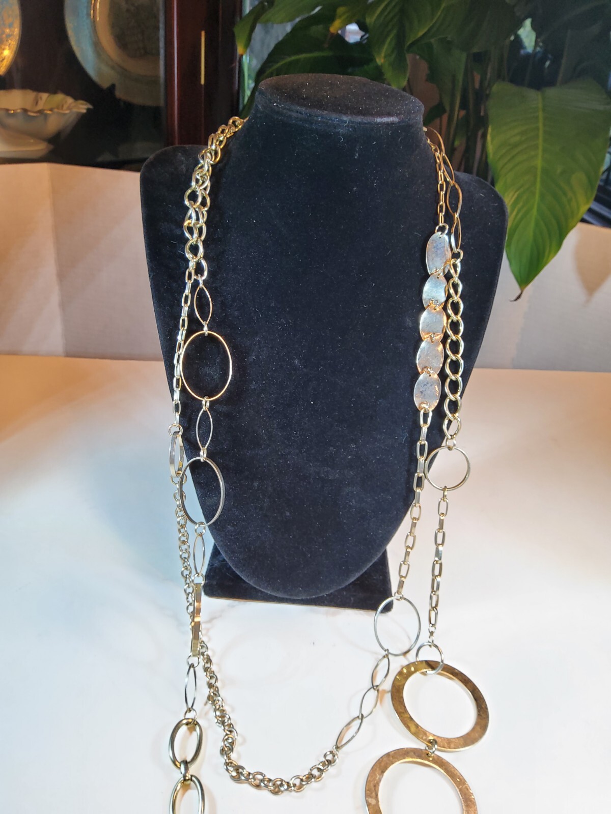 Vtg Gold Tone Mixed Loop And Chain Necklace 32″