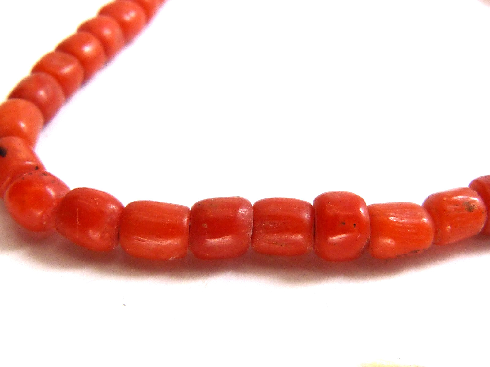 Gorgeous Antique Red Coral Bead Necklace With Gold Clasp Estate Find !