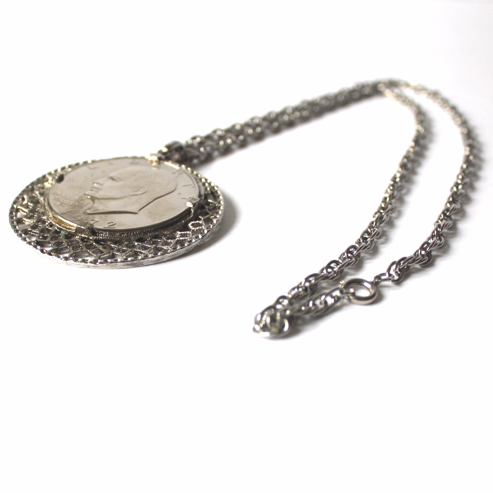1972 American Silver Dollar Necklace Revere Mfg w/ 12″ Chain Vintage Jewelry