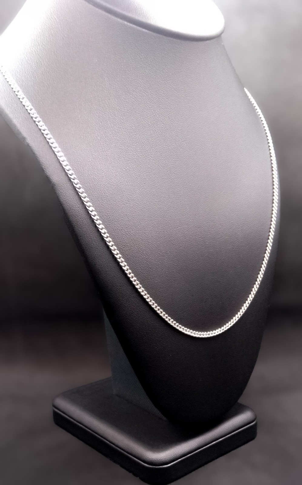 Vintage 925 Sterling Silver Curb Chain Necklace 24″ Long 3mm 9.4g