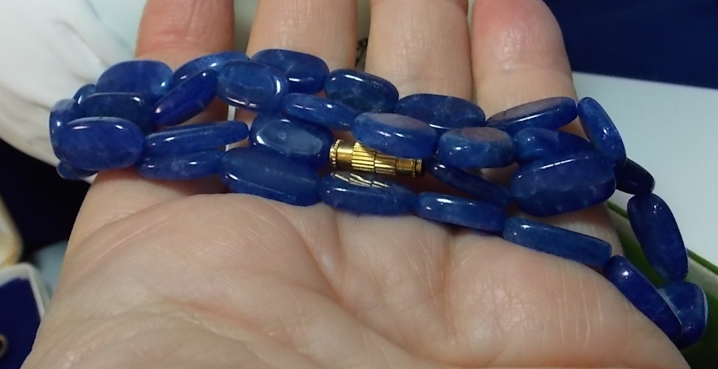 Lapis Blue color Quartz Lozenge Bead Strand 18″ Necklace 12c 54