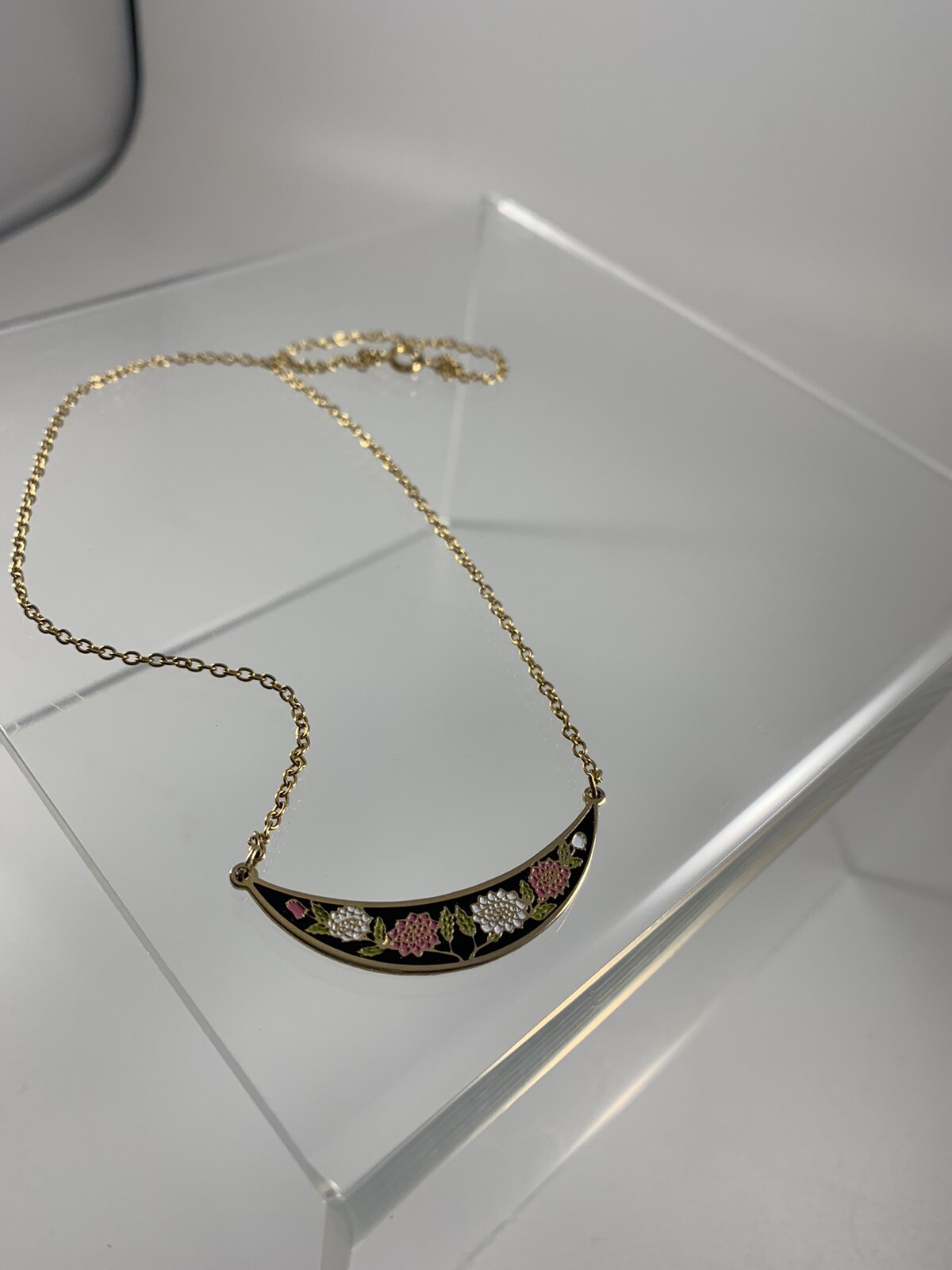 Painted Necklace Vintage Gold Black Flowers Unknown Maker Not Sure 16 In.