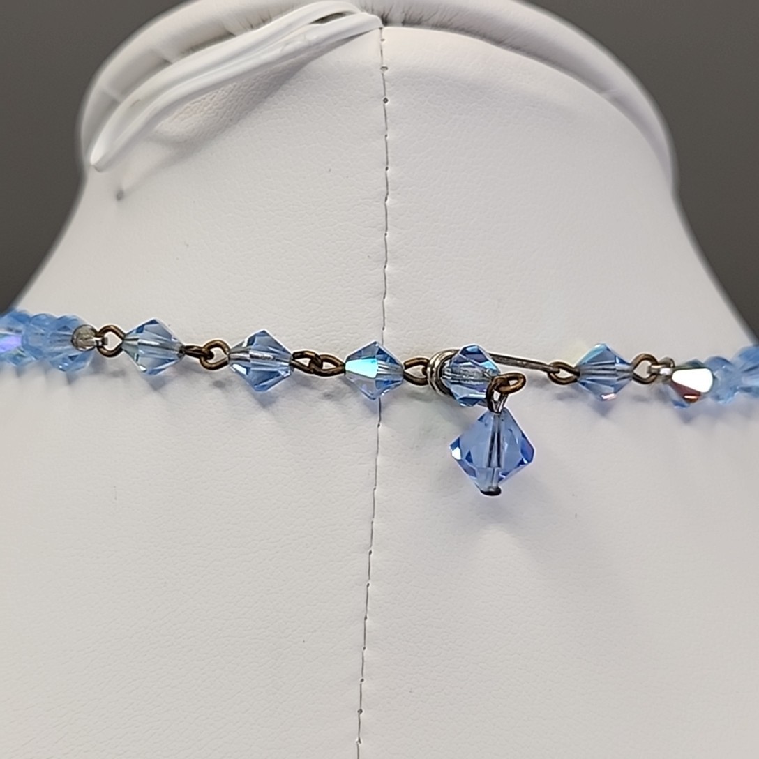 Vintage Glass Beaded Necklace Blue Bicone Graduated 16″