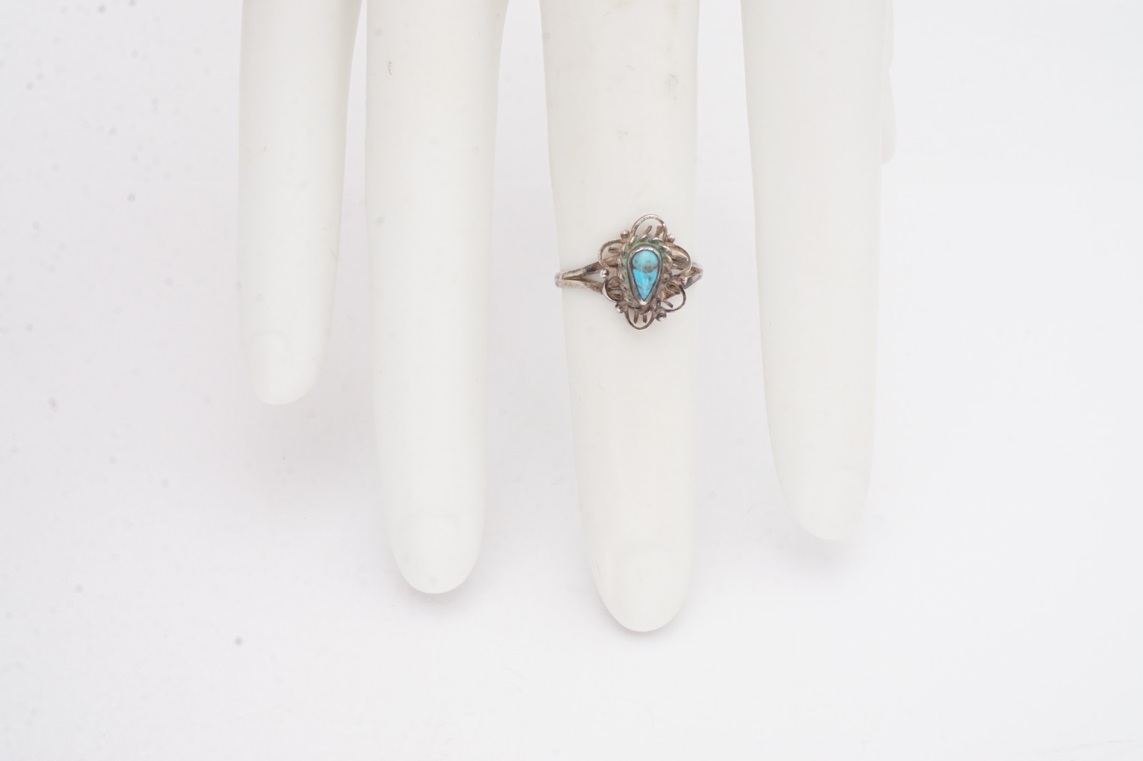 Vintage Sterling Silver 925 Turquoise Ring Size 4.25