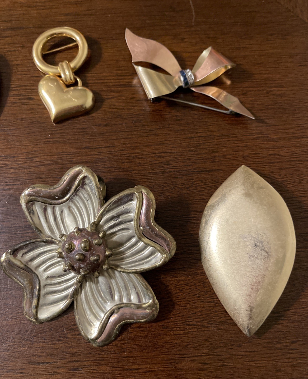 Vintage Gold Silver Tone Brooches & Pins Lot Of 8 Hammered Metal Hearts Flowers