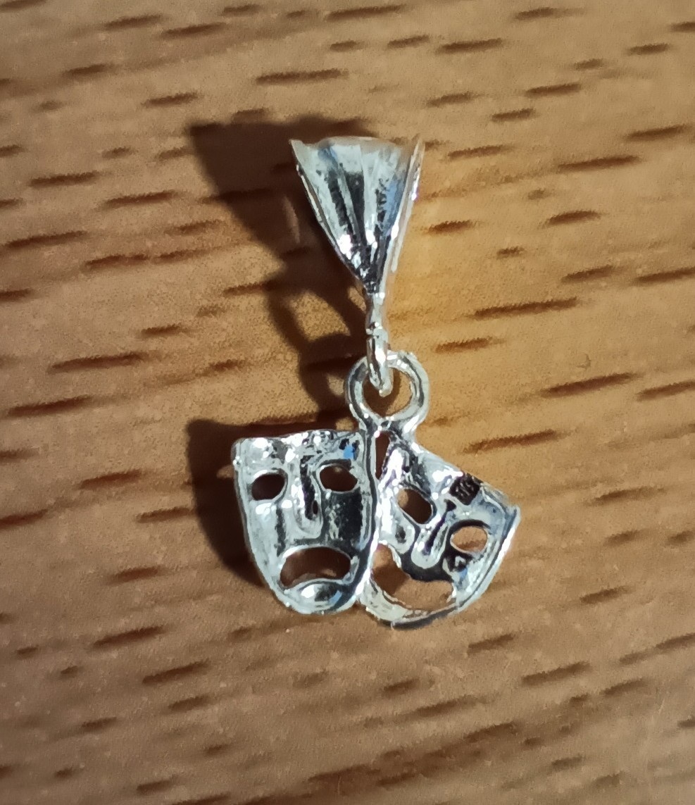 Vtg Sterling Silver Comedy Tragedy Mask Theater Pendant with 19 3/4″ Necklace