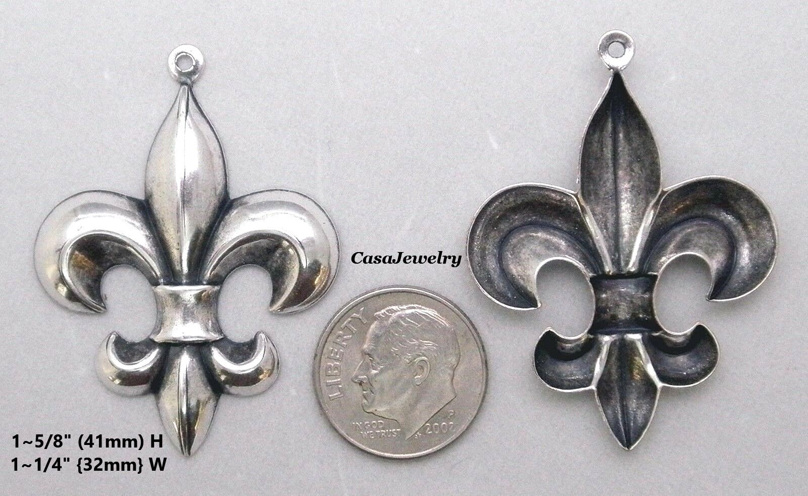 #1635 LARGE ANTIQUED STERLING SILVER PLATED FLEUR DE LYS W/TOP HANG RING – 4 Pcs