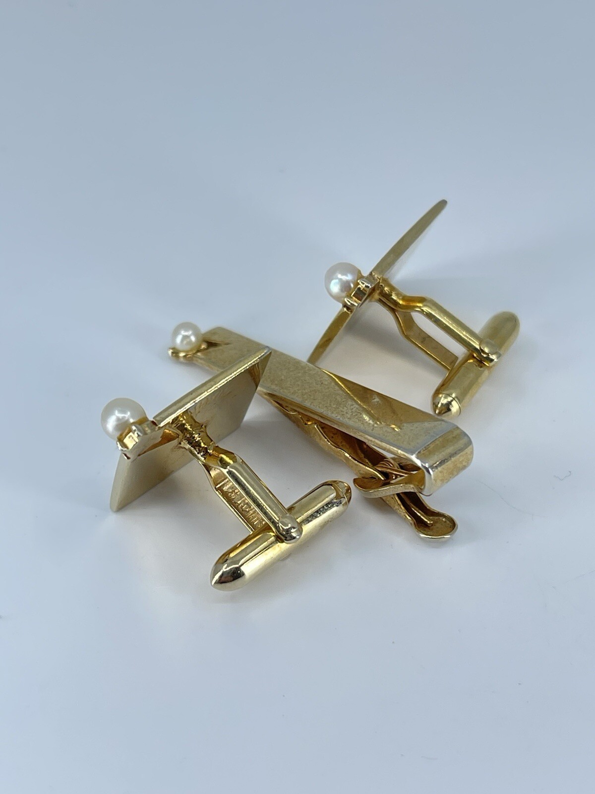 vintage Swank Pearl cufflinks and tie clip bar set square polished gold tone