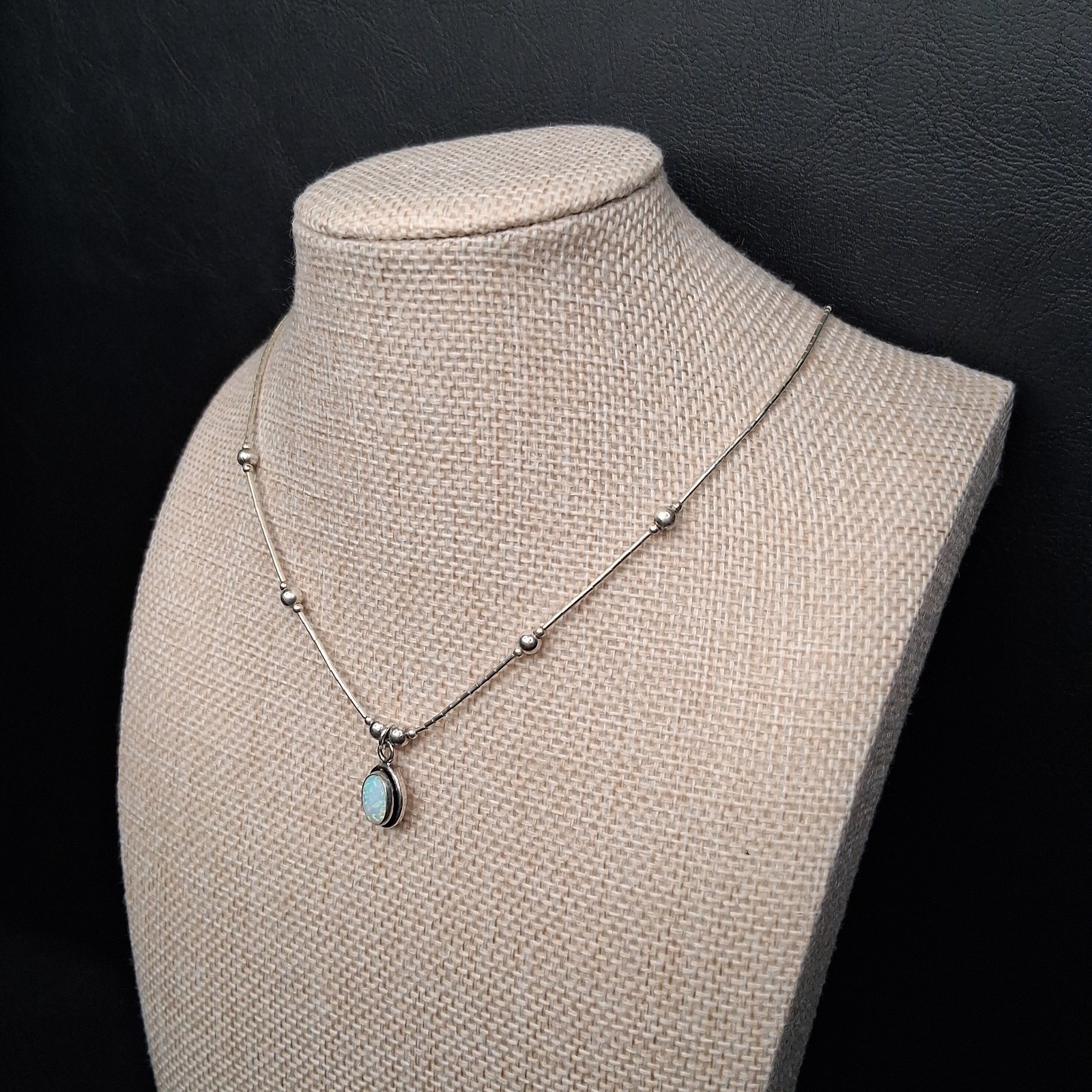 STERLING SILVER 925 Station Necklace Whit Opal Pendent. 17.976
