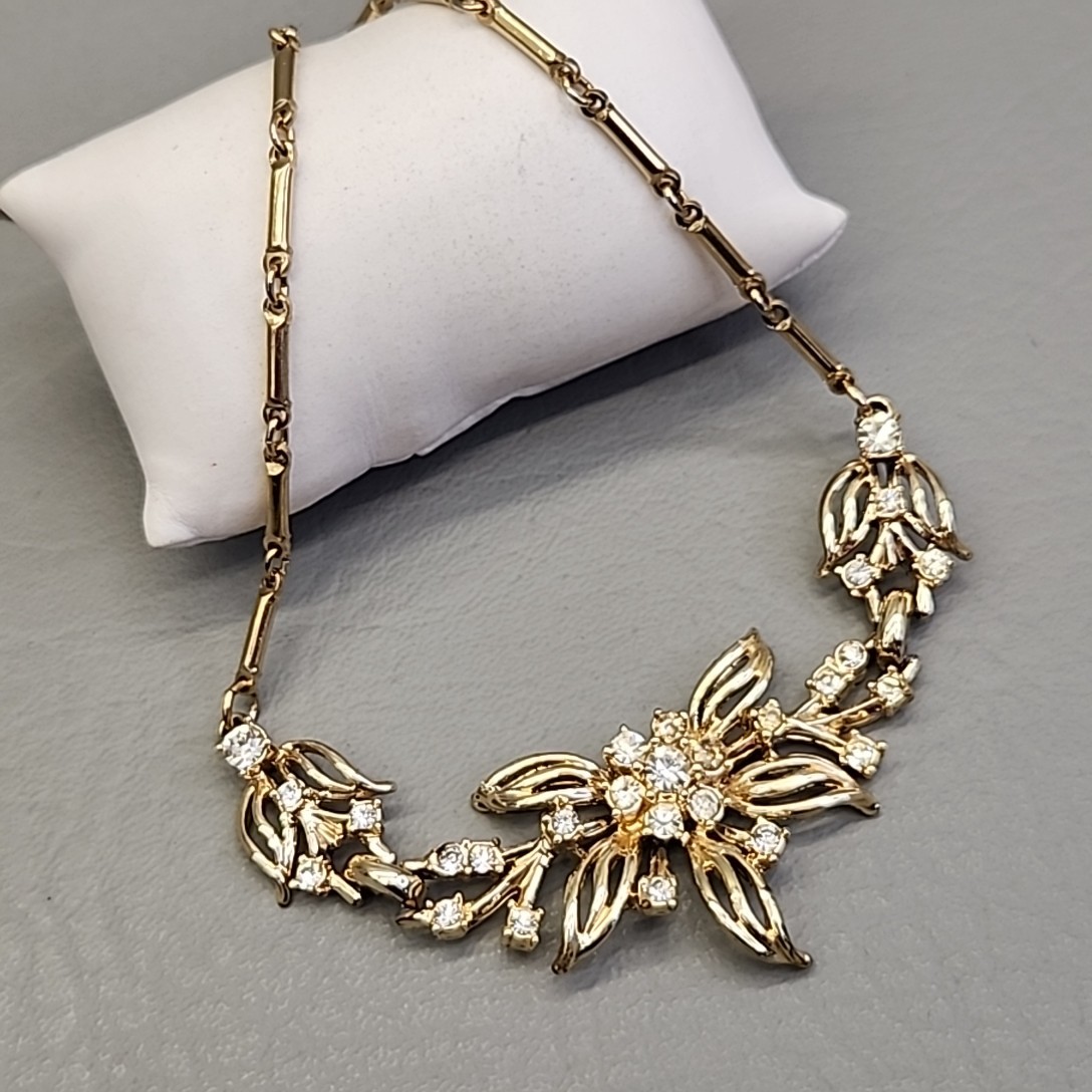 Vintage Flower Necklace Clear Rhinestones Gold Tone Bar Link Chain 17″