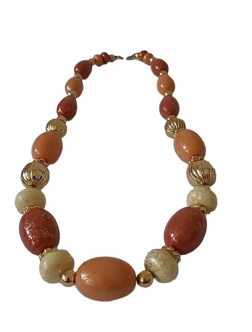Vtg 24″ Speckled Gold Orange Cream Graduated Beaded Necklace w/Gold Tone Spacers