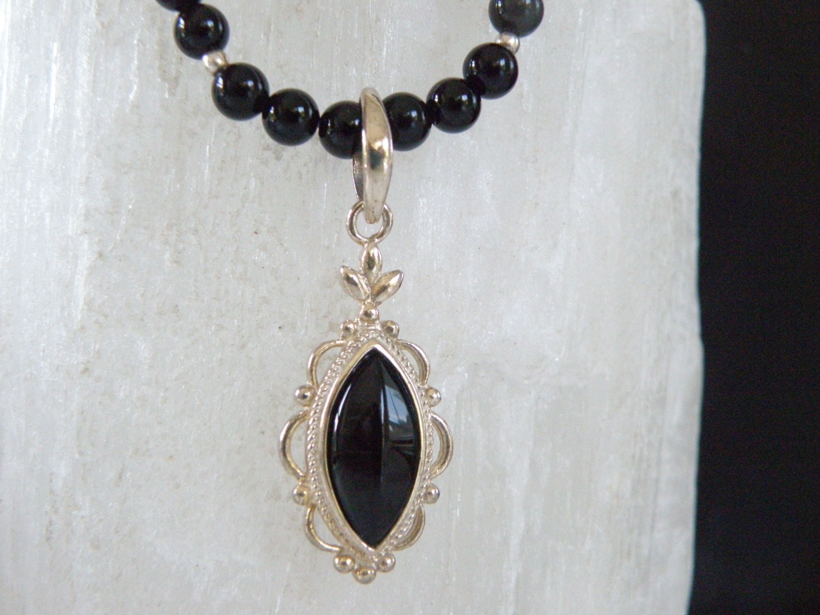 Vintage Sterling Silver 925 Black Onyx Station Bead Necklace