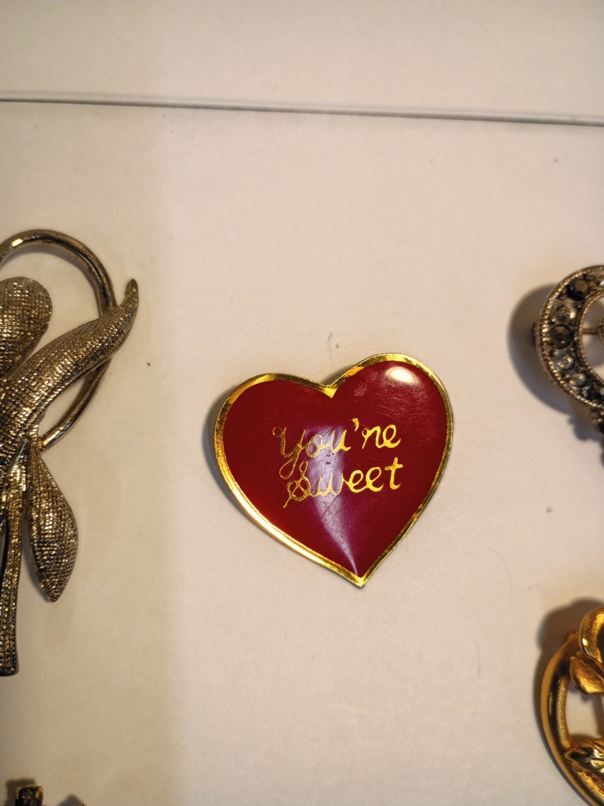 Women’s Heart Brooches ! Mixed Lot (13pc) Enamel Rhinestone Gold/Silver