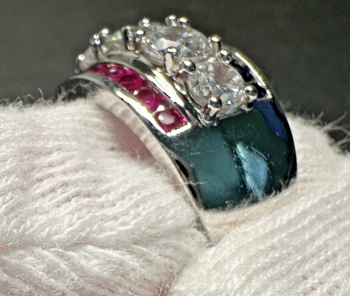 STERLING SILVER, PINK, BLUE & CLEAR BANDED ACCENTED BAND RING SIZE 7.25 H651