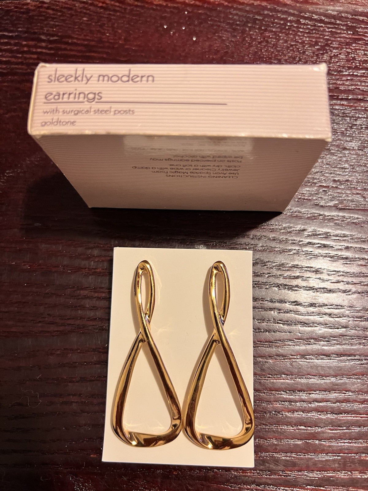 Avon Sleeky Modern Goldtone With Box, Unused, Been In Storage
