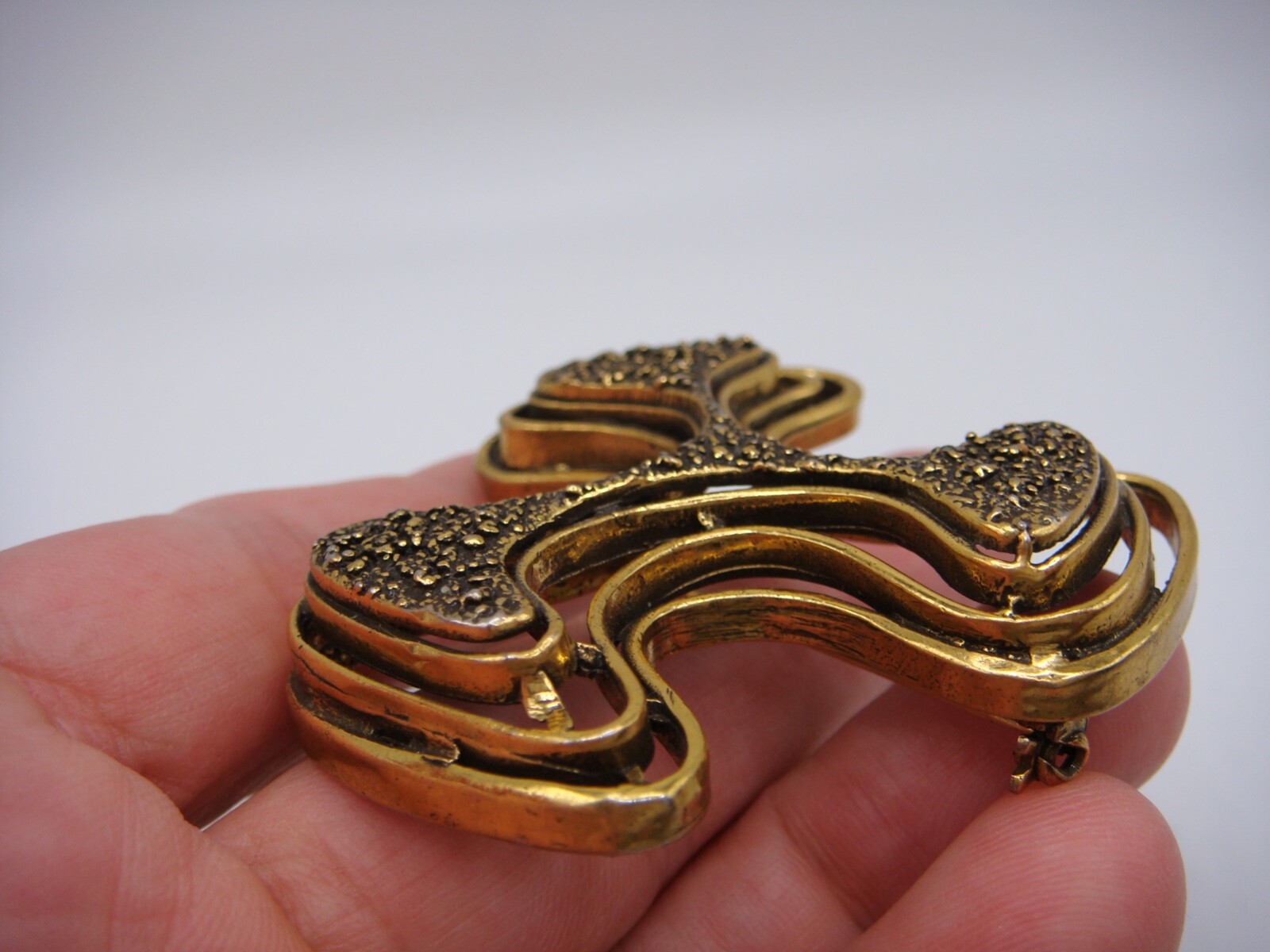 VINTAGE SIGNED ZENTALL GOLD TONE ABSTRACT PIN BROOCH ESTATE