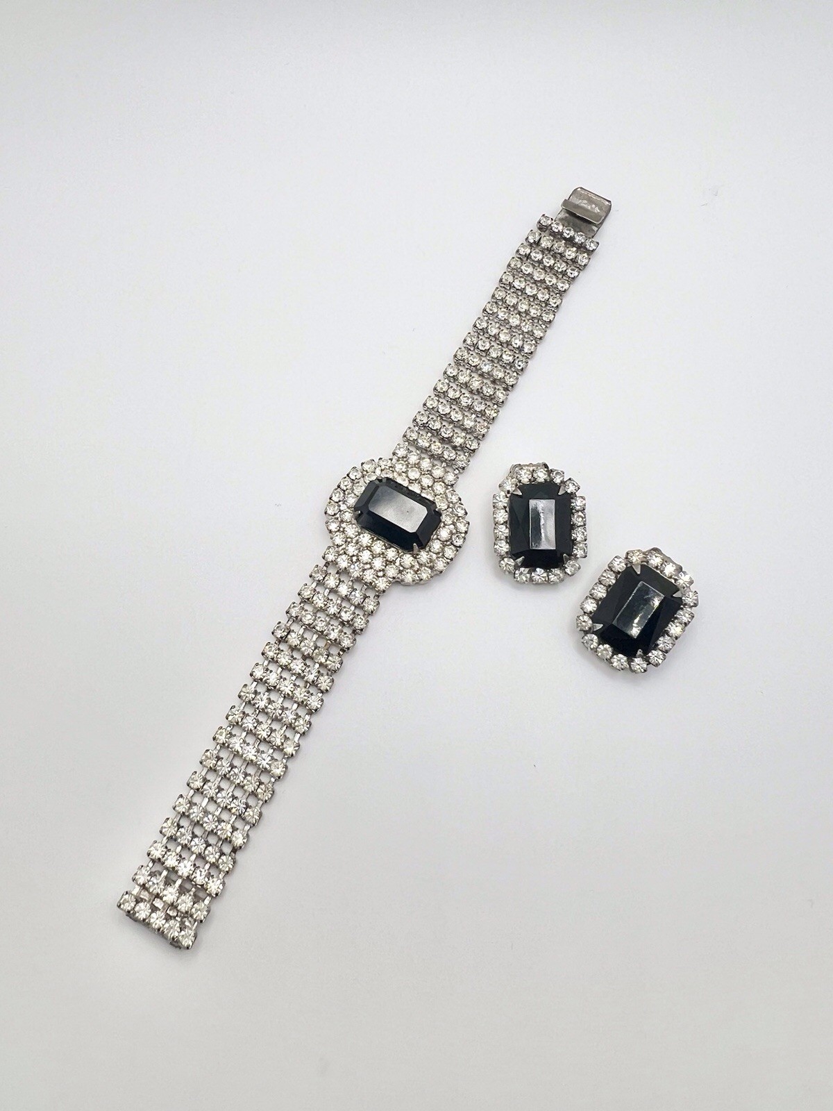 Vintage Art Deco Inspired Rhinestone Bracelet Clip Earrings Set Clear / Black