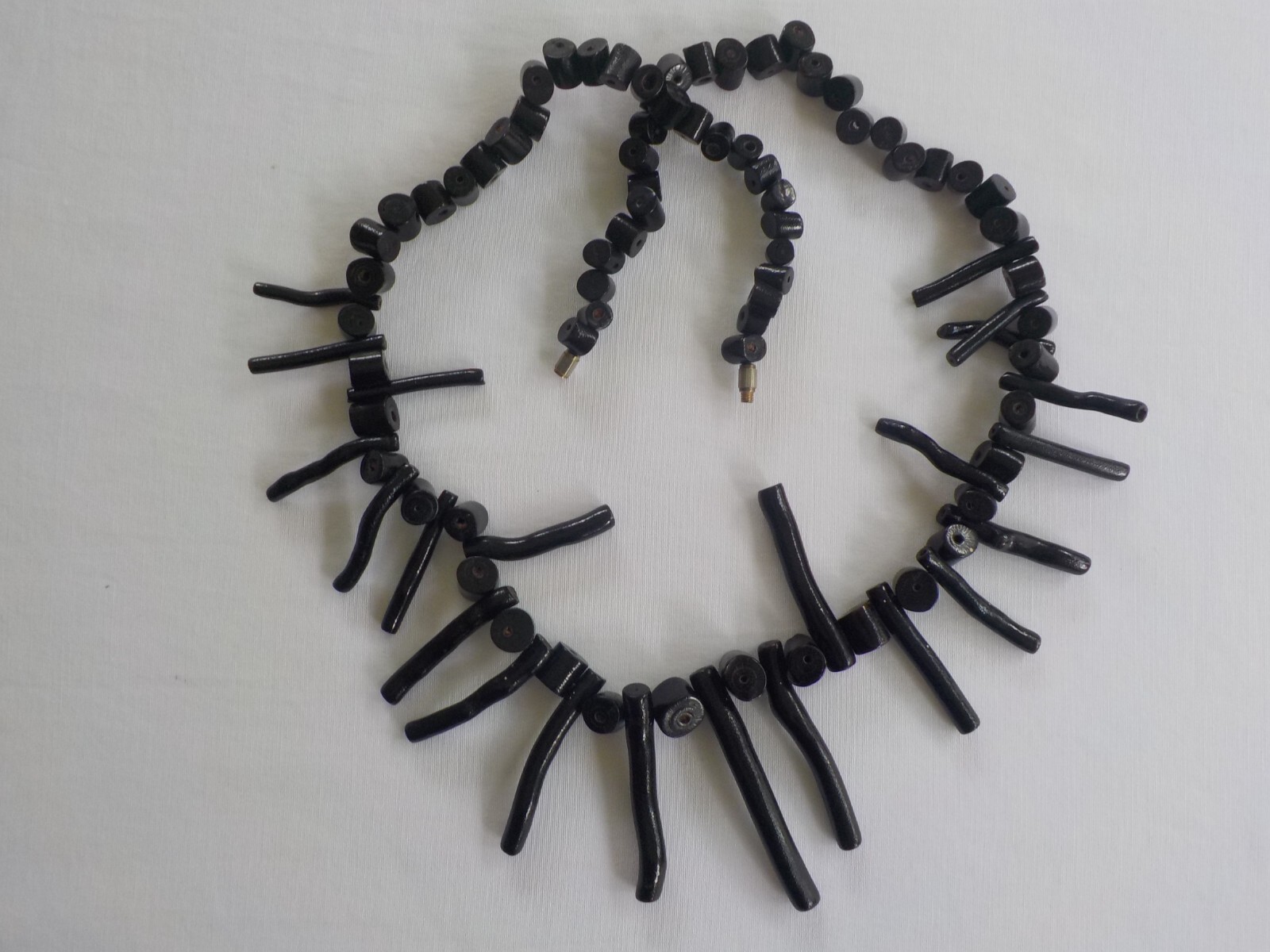 Vintage Black Coral Necklace Barrel Clasp Branch 23″ Long Weighs 44 Grams