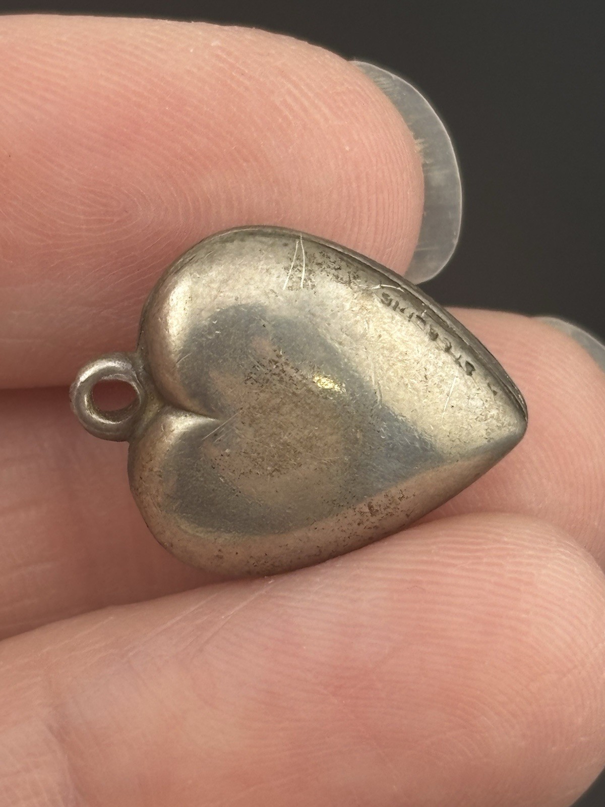 Vtg Single Sterling Silver Puff Heart Charm One Side Etched No Jump Ring 11/16″