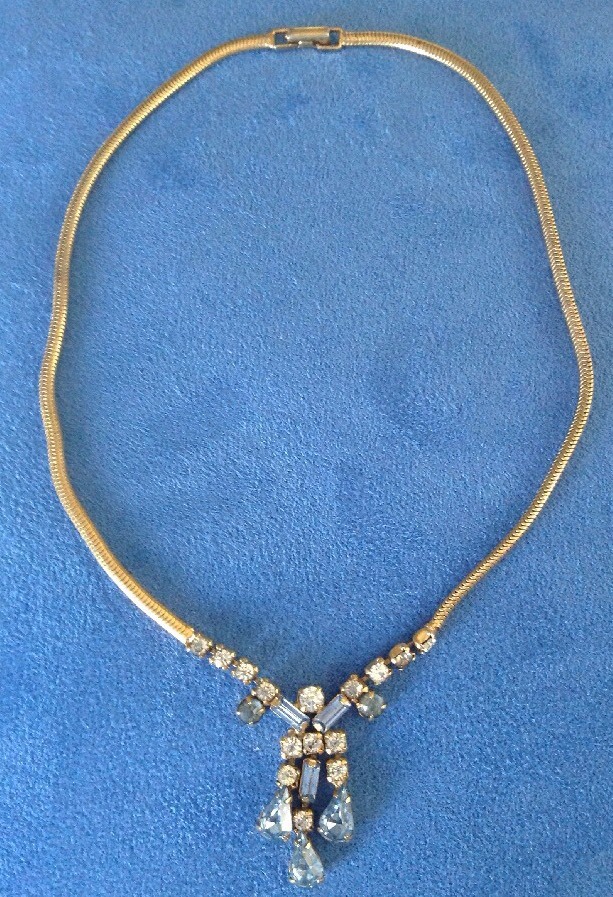 Vintage Leo Glass Choker Necklace Golden Chain w Rhinestones Art Deco Influence