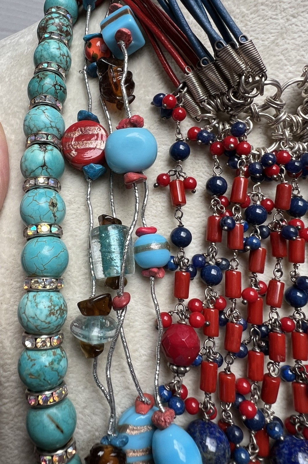 Lot Of 5 Vintage Necklaces Earrings Turquoise Howlite & Red Blue Bead