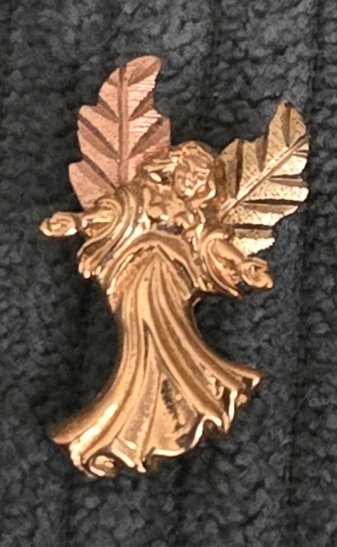 Guardian Angel 10kt Black Hills Gold SD Angel pin yellow Rose gold