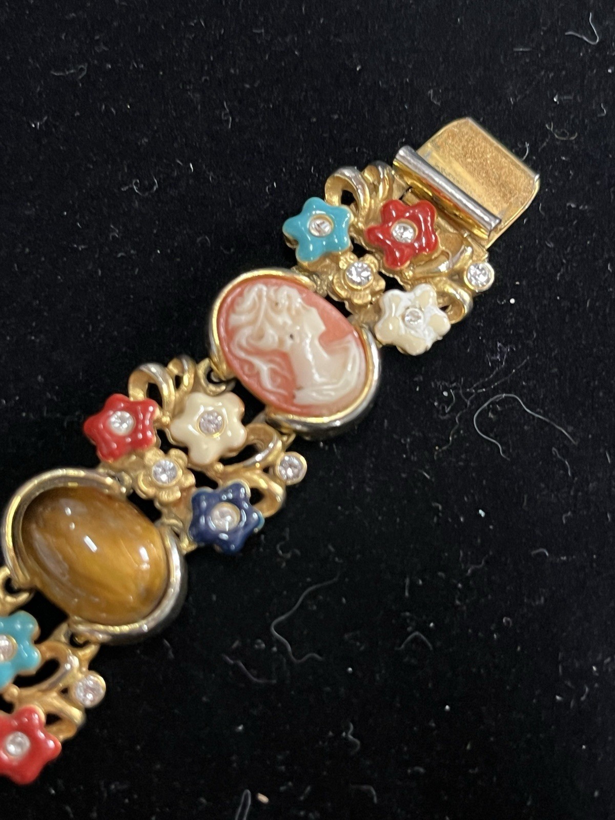 Camrose & Kross JBK Cameo Flower Stone Bracelet 7.25” Long AS IS For Repair