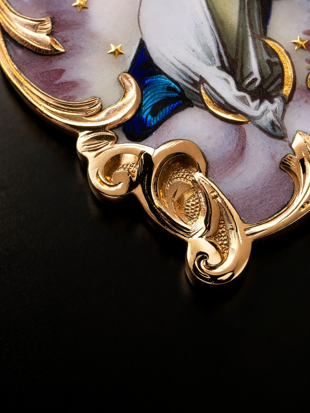 Antique 18K Gold Enamel Virgin Mary Pendant – 19th Century Religious Medal Rare