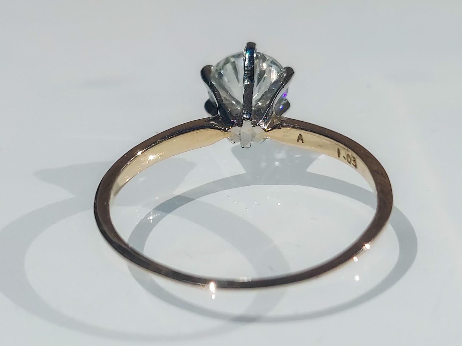 Estate ring 14K Gold Vintage Ring, Size 8 1.03 carat certified diamond.