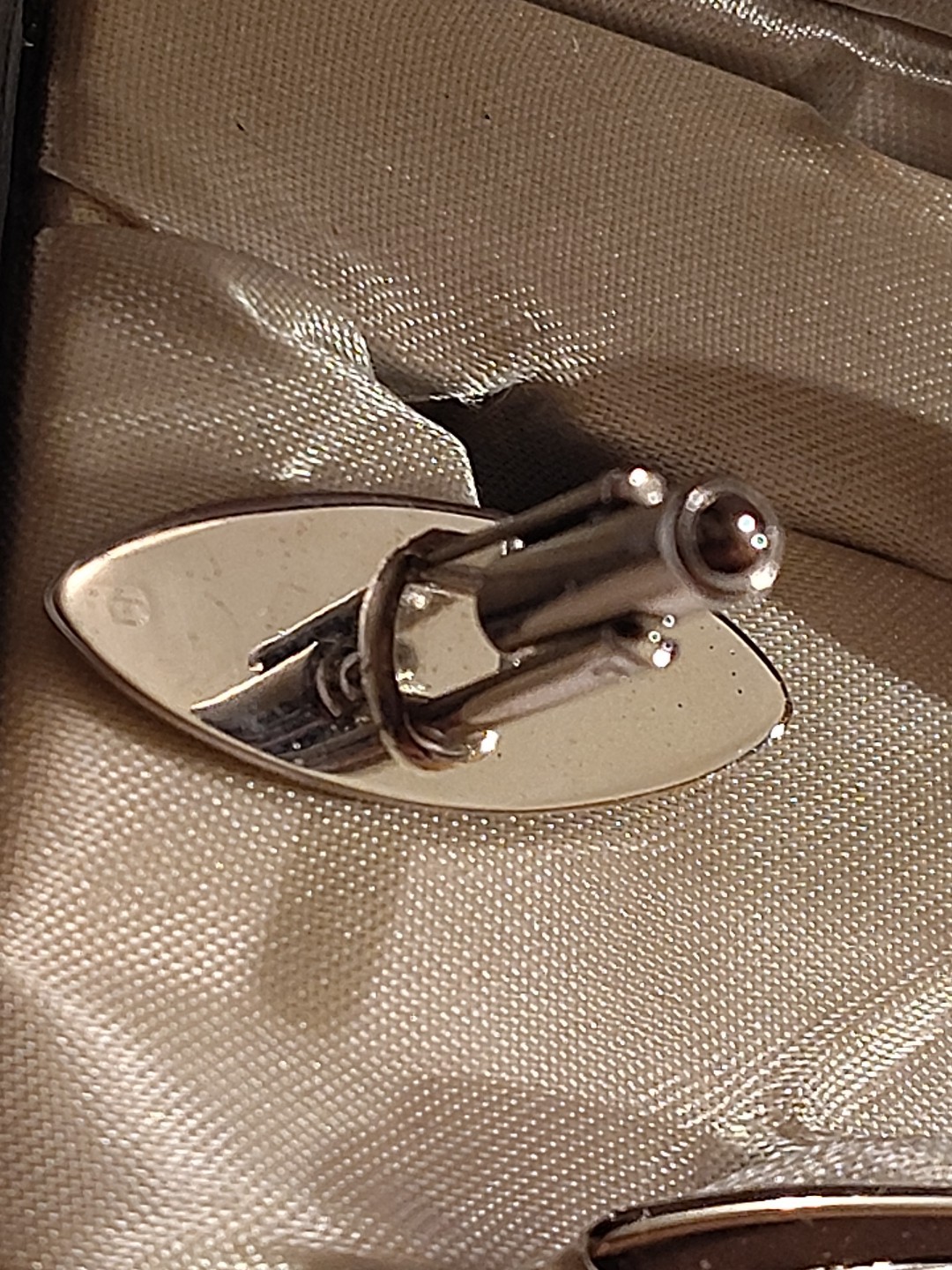 Vintage Hickok Silver Tone Cuff Links & Tie Bar Clip Set Fish Scale Made In USA