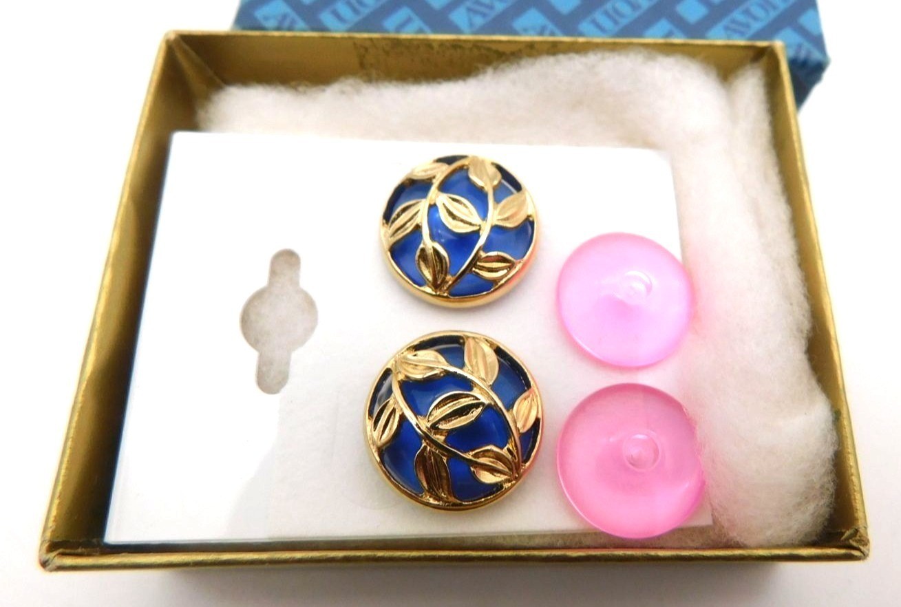 Vintage Avon Fashion Jewelry Convertible Floral Pieces Earrings in Box