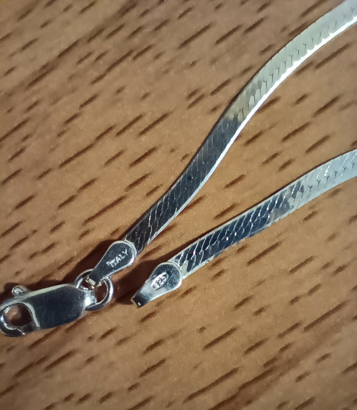 Vtg 925 Italian Italy Sterling Silver 2.5mm Herringbone Chain Necklace 20 1/4″