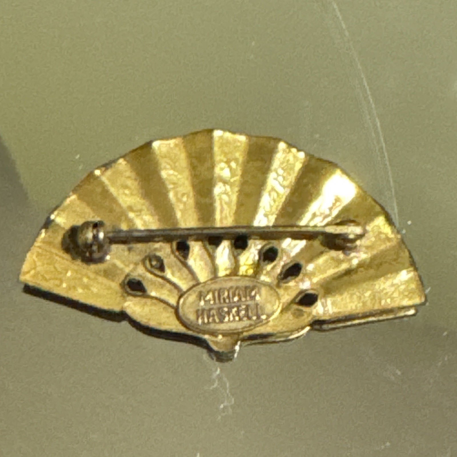 Miriam Haskell Fan Shape Brooch Pin Gold Tone Gold Color Signed No Stone