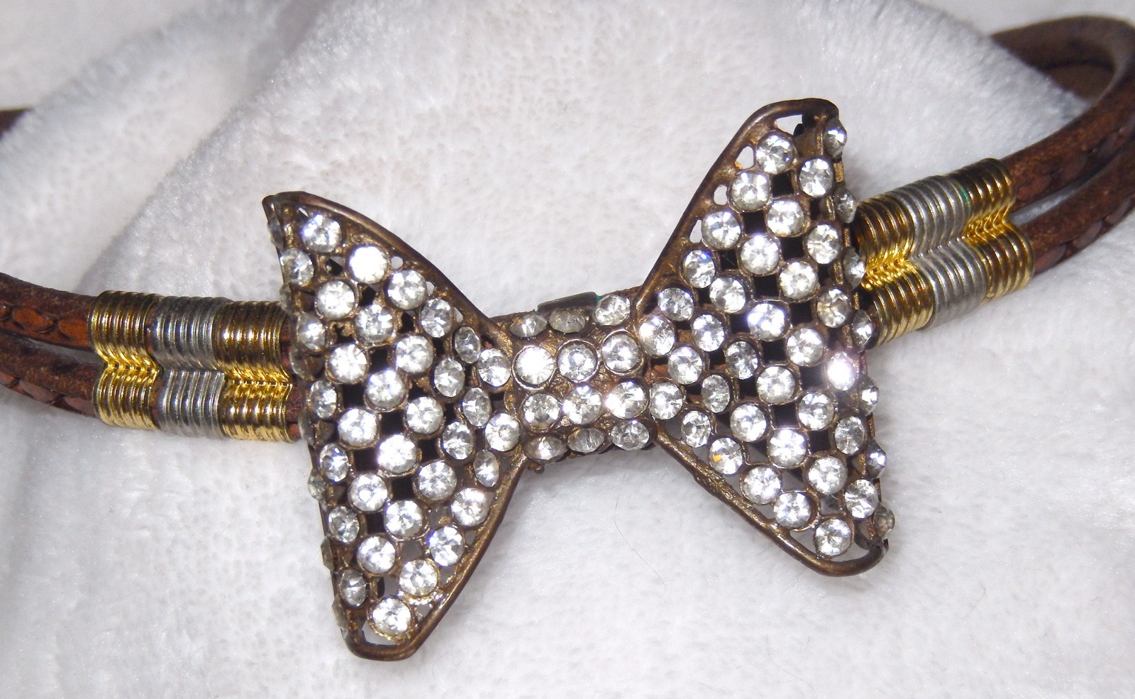 Rhinestone BOW TIE Necklace 1970s Vintage Art Metal Leather Rope Collar