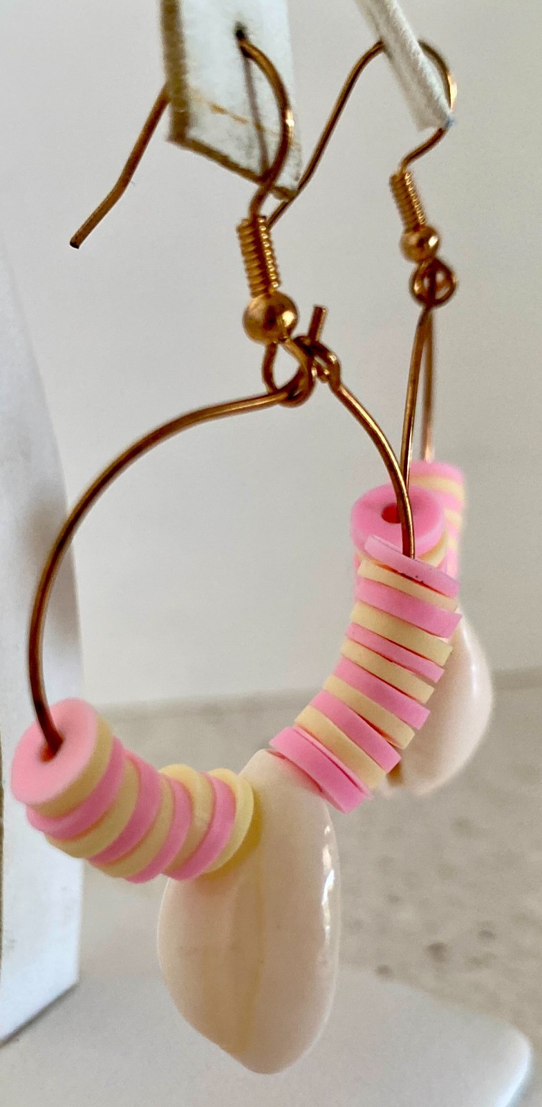 Vintage Cowrie Shell Earrings Pastel Bead Copper Tone Dangle Pierced Boho Beach