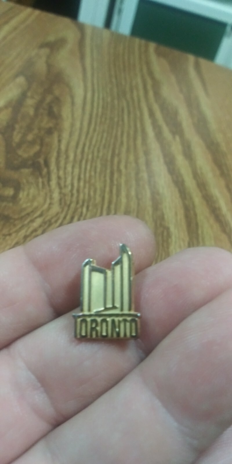 Vintage Brass Toronto City Skyline Buildings Brooch Pin Souvenir FAST SHIPPING!