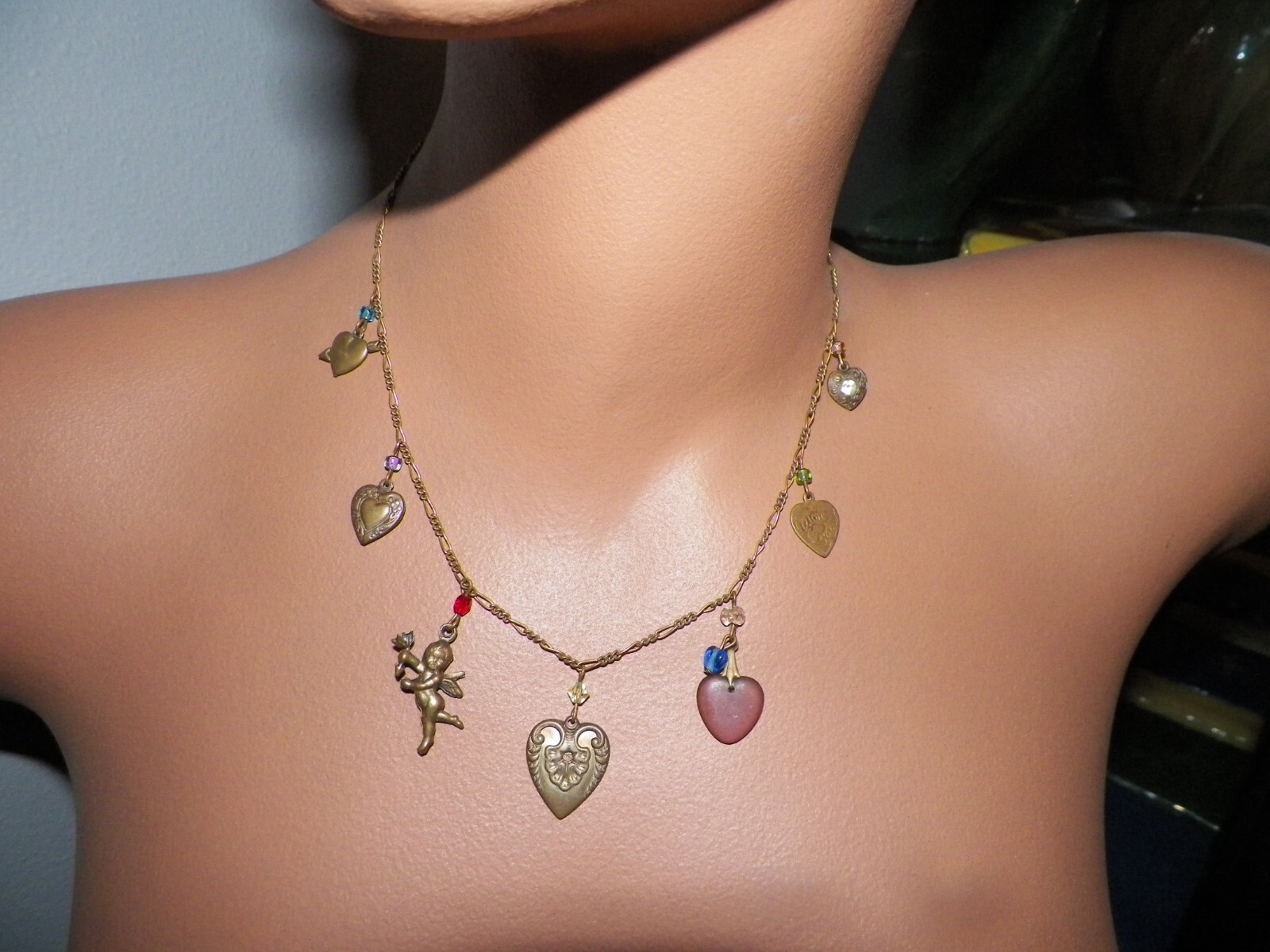 VINTAGE GLASS WORKS STUDIO HEARTS & CHERUB CHARMS NECKLACE 16″