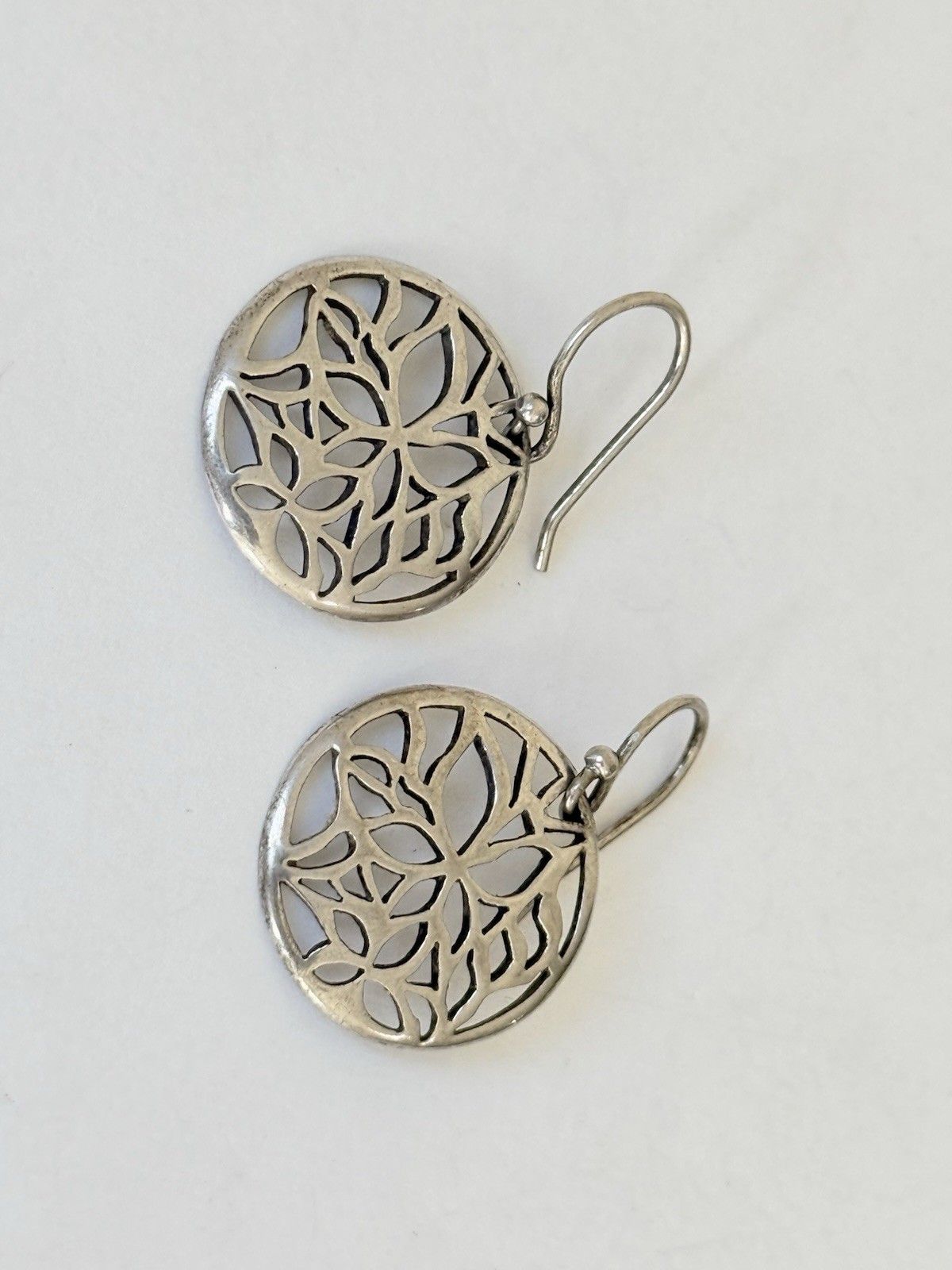 Vintage Sterling Silver Edelweiss Flower Filigree Mandala Hook Earrings